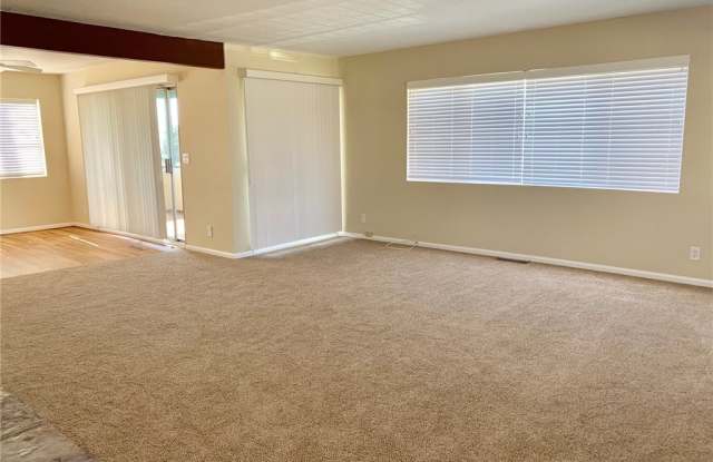 26322 Via California Gallery 3