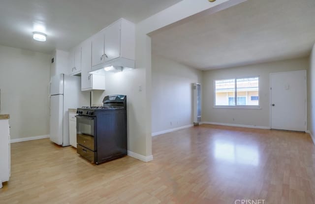 15025 Victory Boulevard - 15025 Victory Boulevard, Los Angeles, CA 91411