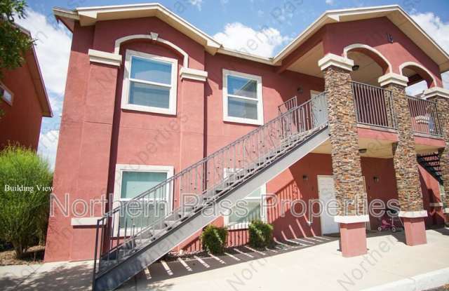 8685 N Loop photos photos