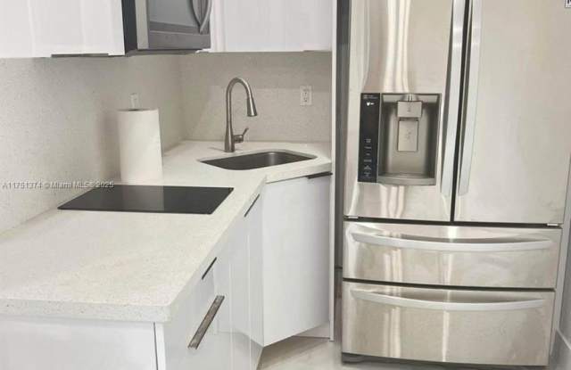 14809 SW 180th St - 14809 Southwest 180th Street, Richmond West, FL 33187