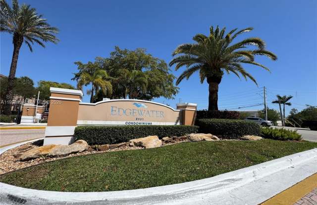 8801 Wiles Rd photos photos