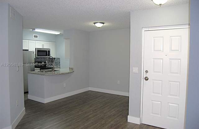 2803 N Oakland Forest Dr Gallery 3