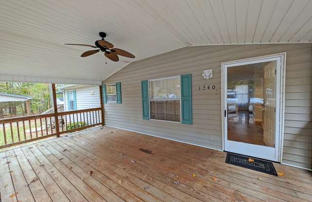 1340 Meadowland Ct Gallery 4