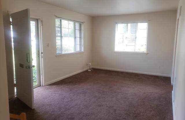 6006 HENNING STREET Gallery 2