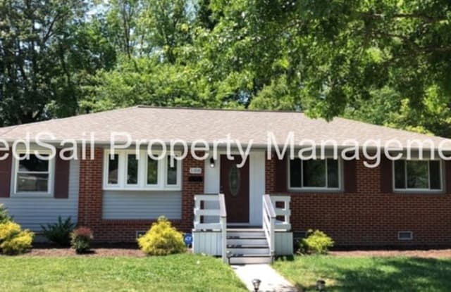 108 Harpers Drive - 108 Harpers Drive, Newport News, VA 23601