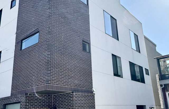 Chic  Modern 1Br/1.5Ba Townhome with private rooftop patio in Lower Highlands Denver photos photos