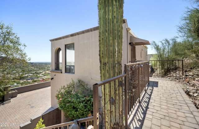 6900 N HIGHLANDS Drive Gallery 1