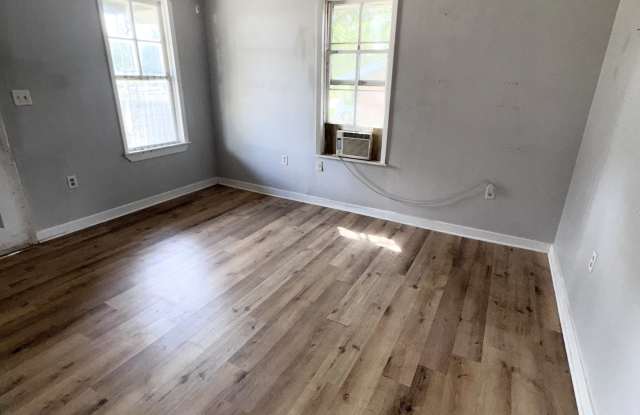 331 E. Cayuga Street Gallery 2