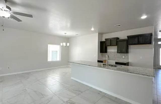 13122 Salterton Ave Gallery 2