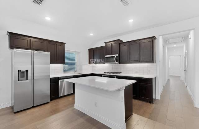 3 Bedroom 2 Bath Smart Home w/ EV Charger  Courtyard Grill – Near US-75 and Melissa High School photos photos