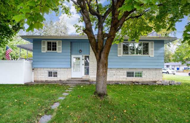 Beautiful Spokane Valley Home on Oversized Lot Gallery 1