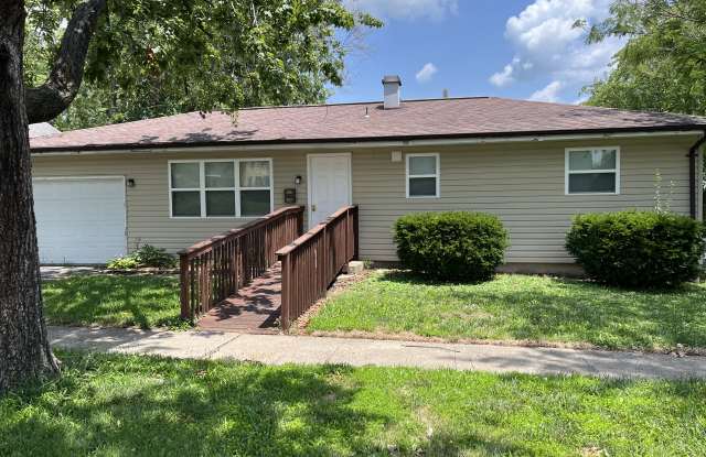 622 South Washington Street - 622 South Washington Street, Mexico, MO 65265