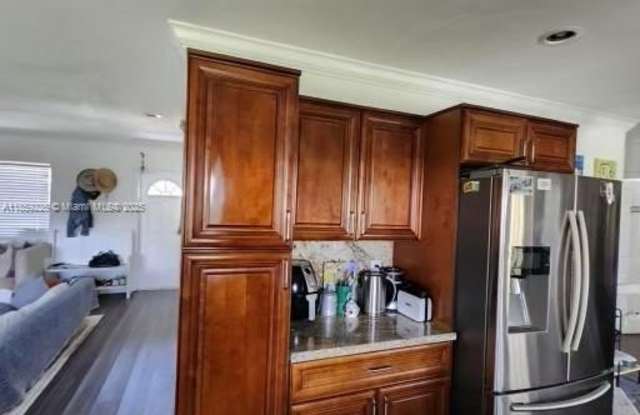 3 Forest Hills Ln photos photos