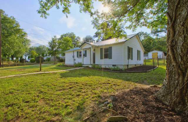 611 Holston Creek Church Road Gallery 1