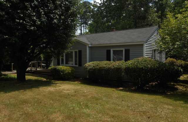 2 Bedroom 1 Bath Fully Updated Home near Downtown Rock Hill - 408 Cummings Street, Rock Hill, SC 29730