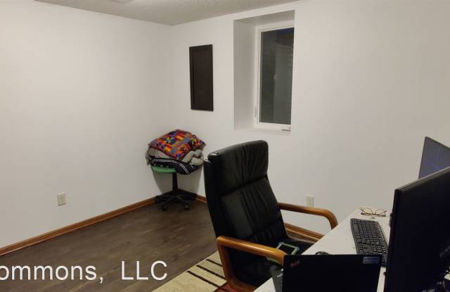 9261 Forestview Lane Gallery 3