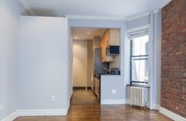 52 Barrow St (7th & Bedford St), #3a - 52 Barrow St, New York City, NY 10014