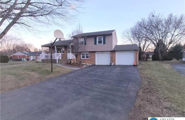 1611 Chippendale Circle photos photos