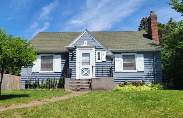 AVAILABLE  - 4 Bed 1 Bath on London Road photos photos