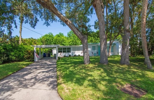 2238 Blue Heron Lane - 2238 Blue Heron, Vero Beach, FL 32960