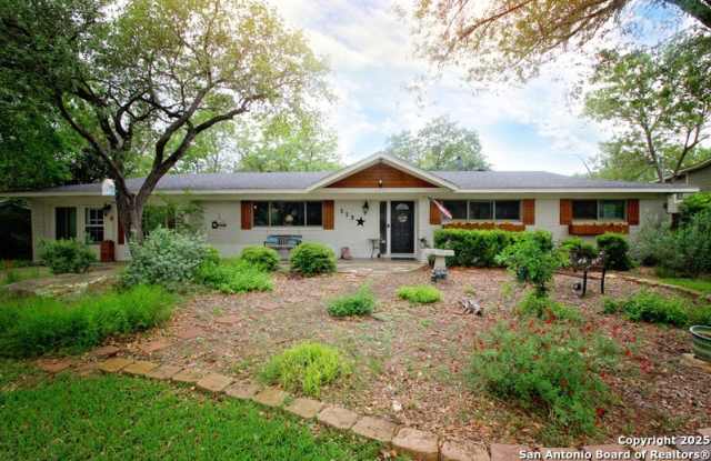 113 ADOBE DR photos photos