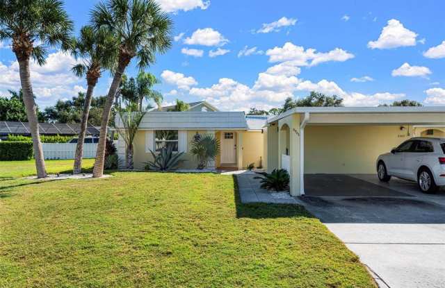 5903 Tidewood Avenue Gallery 1
