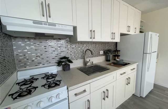 1 Bed 1 Bath Makiki Apartment for Rent - 1210 Wilder Avenue, Honolulu, HI 96822
