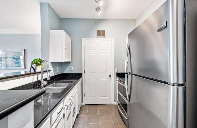 1521 SPRING GATE Drive Gallery 3