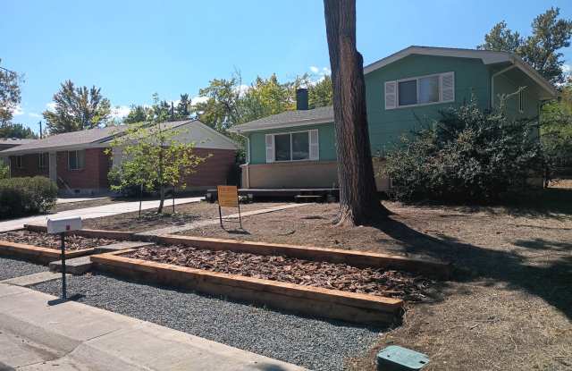 Updated Home w/Huge Garage, Fenced Yard Gallery 3