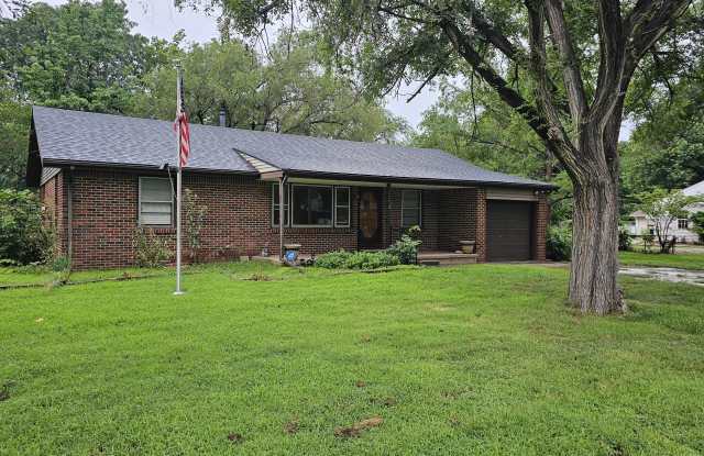 2917 North Athenian Avenue - 1 - 2917 North Athenian Avenue, Wichita, KS 67204