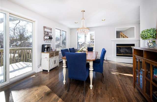 262 Wood Hill Road Gallery 4