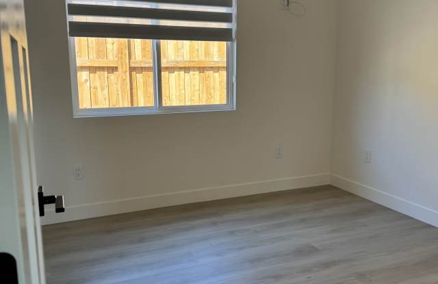 67 Newcastle Cir Unit B Gallery 3