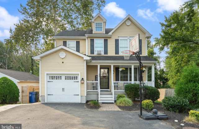 1054 KINGS Highway - 1054 Kings Highway, Gloucester County, NJ 08086