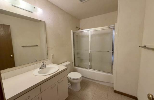 1241 Ohio Street - E photos photos