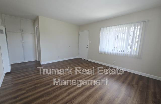 311 N Pacific Ave photos photos