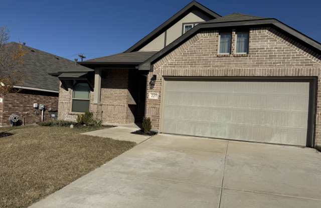 227 Tallgrass Dr - 227 Tallgrass Drive, Lavon, TX 75166