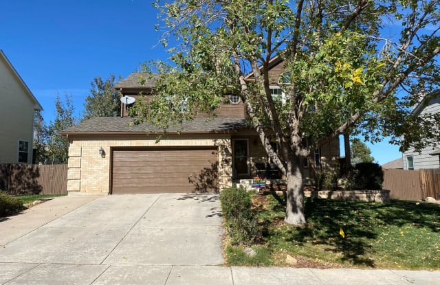 740 Robinglen Ct - 740 Robinglen Court, Colorado Springs, CO 80906