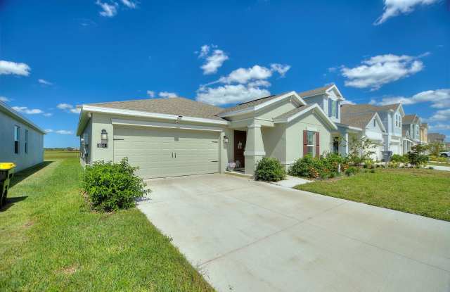 Move-In Ready Home in Astonia! No Rear Neighbors! Solar Panels! photos photos
