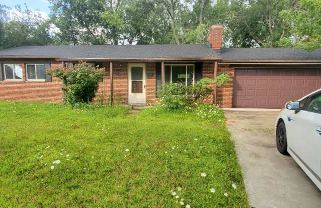 Charming 3-Bedroom Ranch in Bedford Heights - 25485 Randolph Road, Bedford Heights, OH 44146