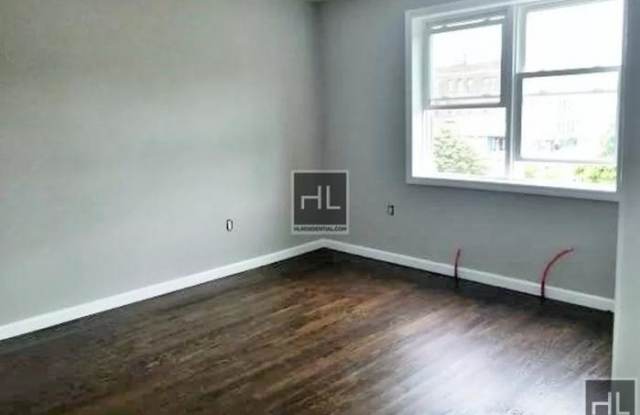 779 HENDRIX STREET Gallery 3