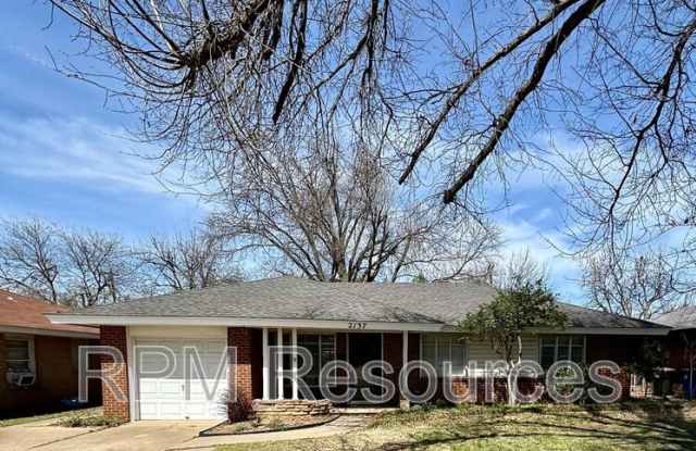 2137 Barclay Rd photos photos