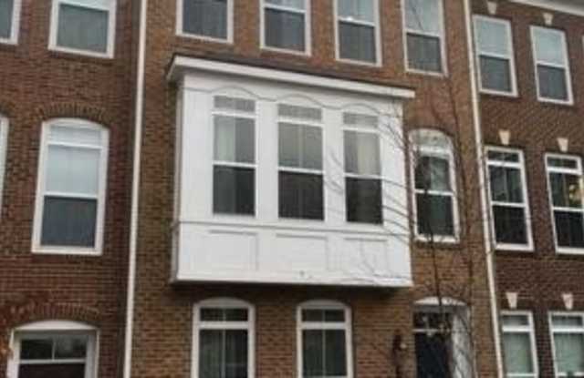 9650 PULLMAN PLACE photos photos