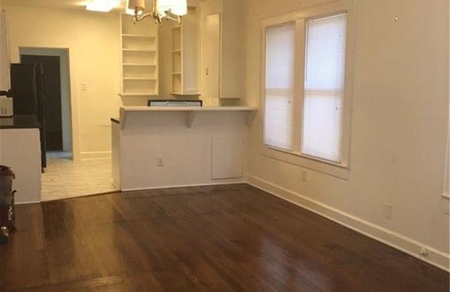 1902 Robbins Place Gallery 4