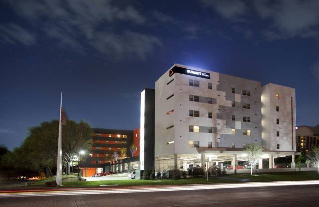 Summit Parque photos photos