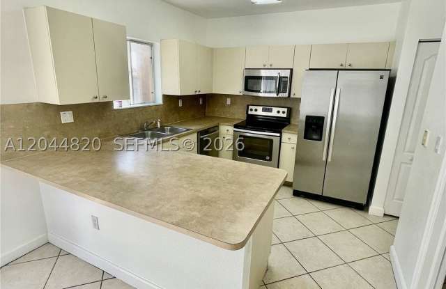 21477 SW 85th Psge Gallery 4