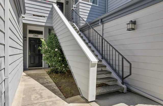 1741 Parkview Green Cir # A Gallery 3