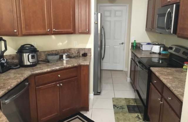15884 sw 118 terr Gallery 3