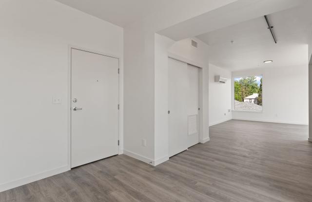 717 East 29th Avenue photos photos