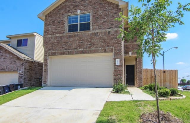 104 Cliff Height Circle - 104 Cliff Heights Circle, Dallas, TX 75241