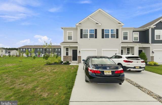 126 COROLLA Drive Gallery 2